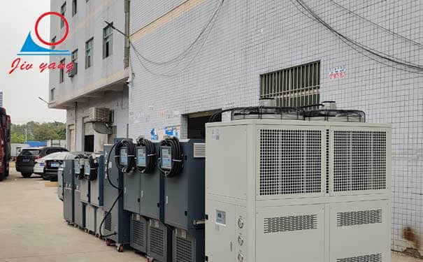 麻豆一级AV片工作时传热媒体会接触模具吗？