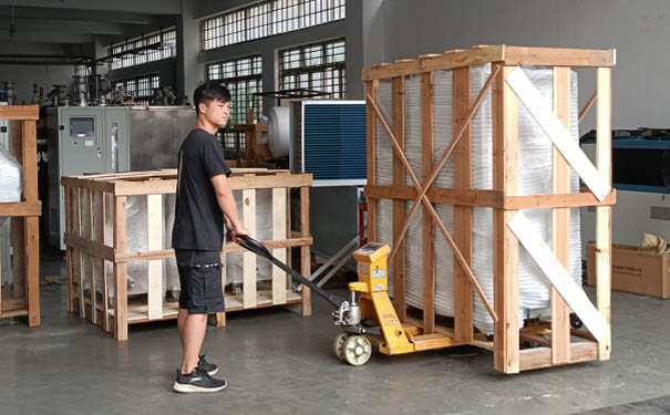 防爆麻豆一级AV片打包装车